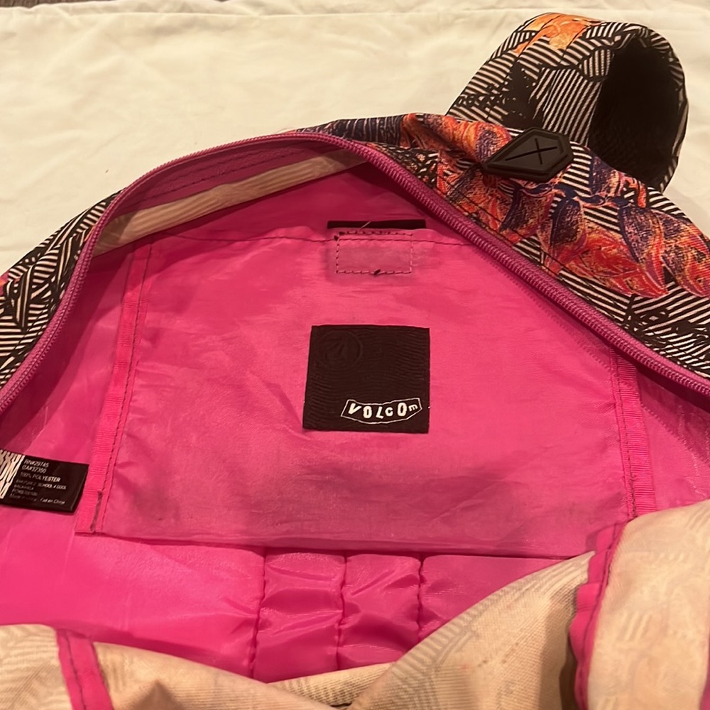 Volcom backpack - Picture 8 of 9